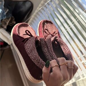 Hey Dude Burgundy Ankle Boots